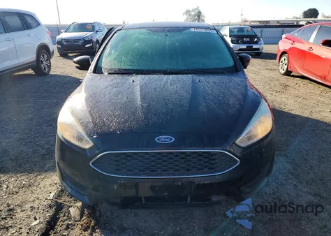 2016 Ford Focus Se z USA, uszkodzony, nr VIN 1FADP3F21GL286575